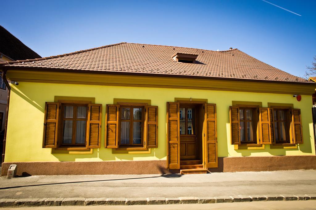 Pensiunea Kant Sibiu Exterior photo